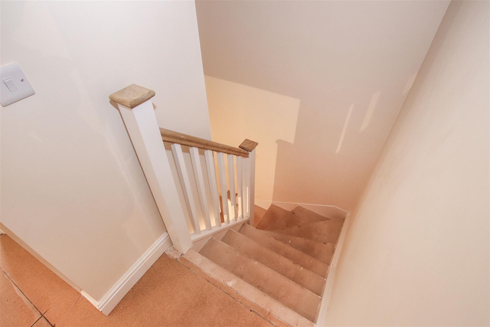 FIRST FLOOR LANDING